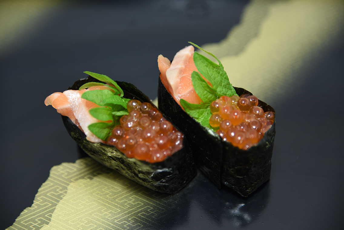 鮭親子巻（サーモン・いくら）